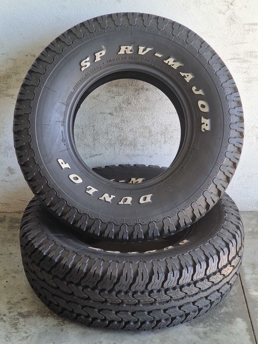 4 Pneus 10R15 DUNLOP Semi Novos
