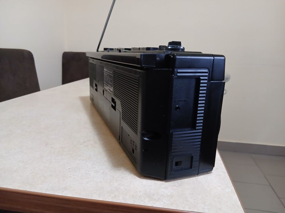 Магнітофон SANYO ідеальний стан!