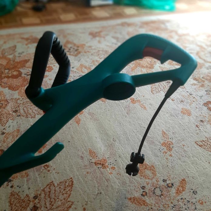 Тример Bosch ART 30 Combitrim. Приобретен в Германии.