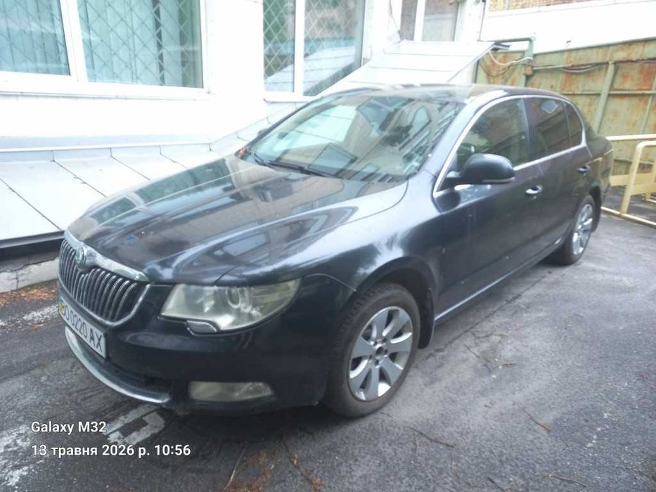 Автомобіль SКODA SUPERB 1.8