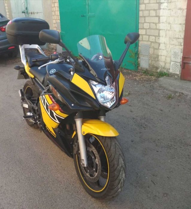 Fz6R Yamaha Diversion 2011