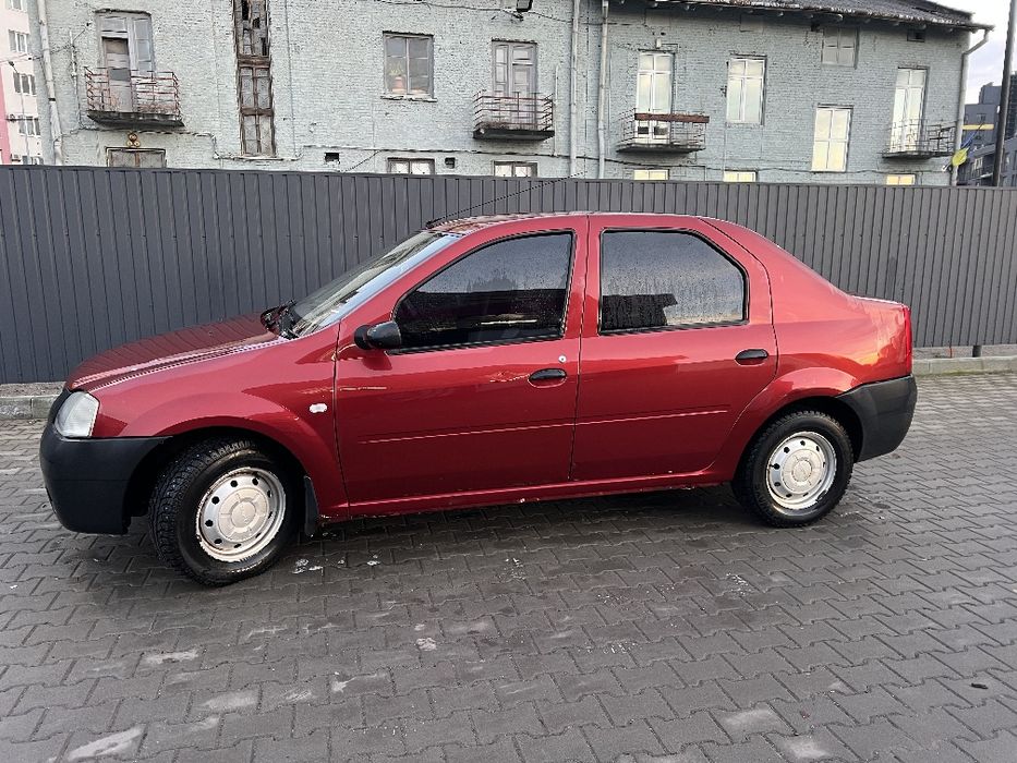 Dacia Logan 2007 року