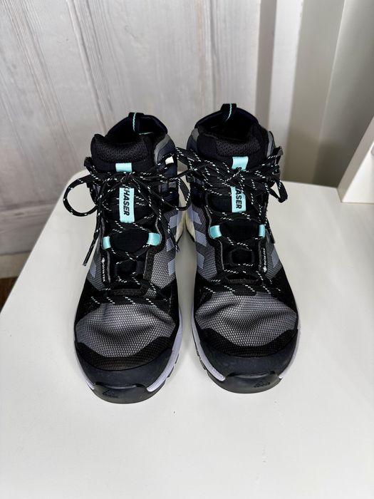 Buty zimowe treningowe Terrex Gore-tex Adidas 38