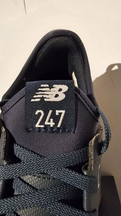 Buty nowe sportowe New Balance modny kolor rozmiar 41.5