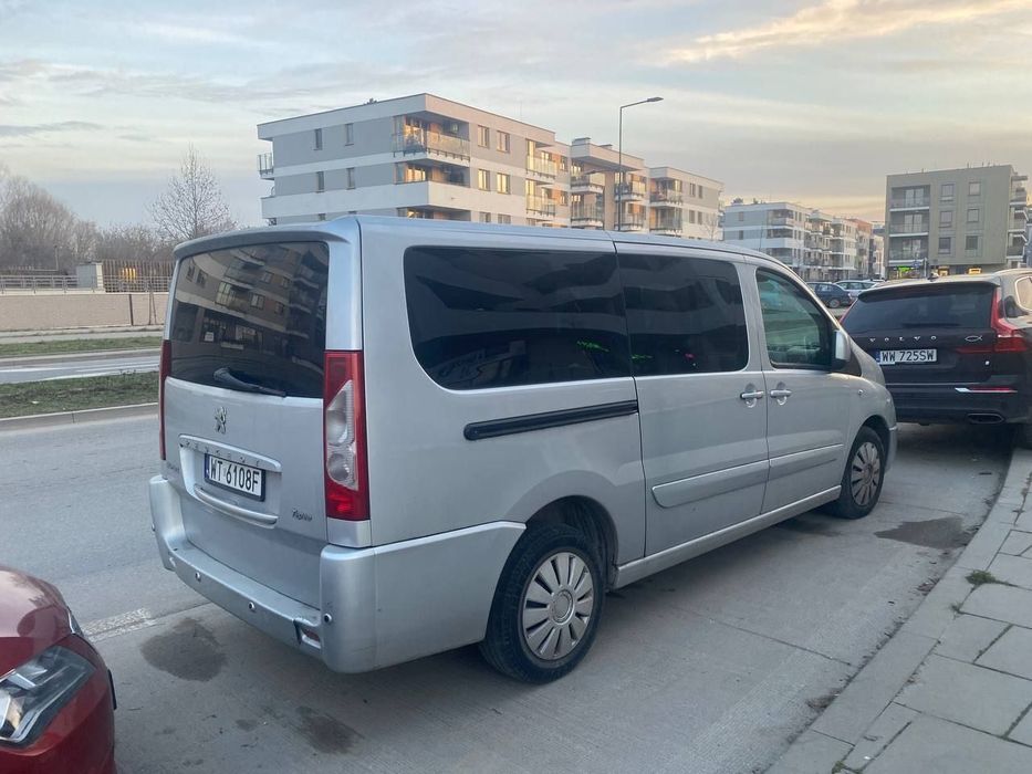 Peugeot Expert Peugeot Expert 8 osob