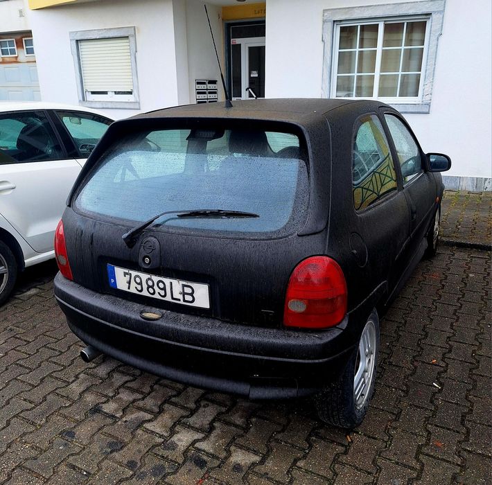 Opel Corsa 1.5 TD ( 5 lugares )