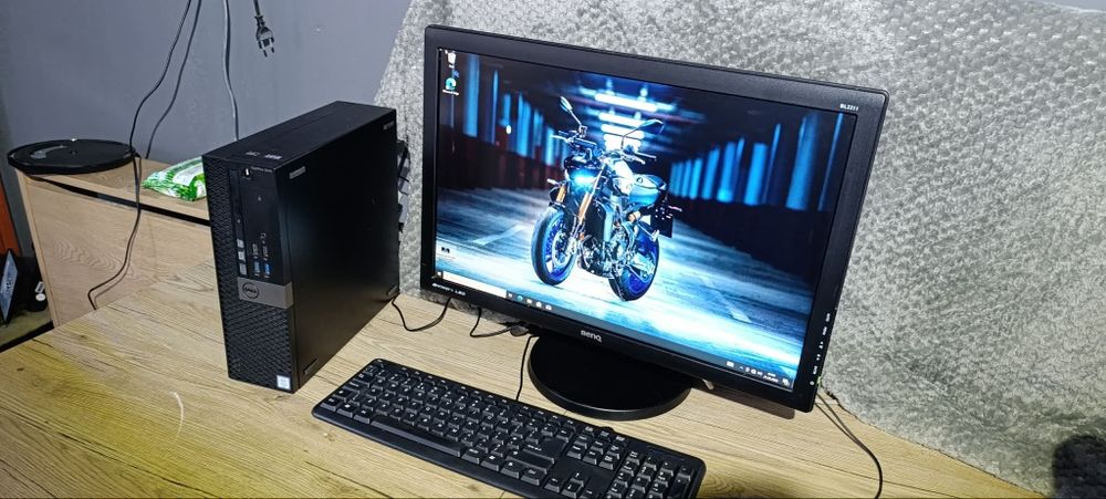 Nowoczesny szybki Komputer i5 6-tej , generacji,500gb,Ogromny Monitor LED 22 cale ,super stan,zadbany.