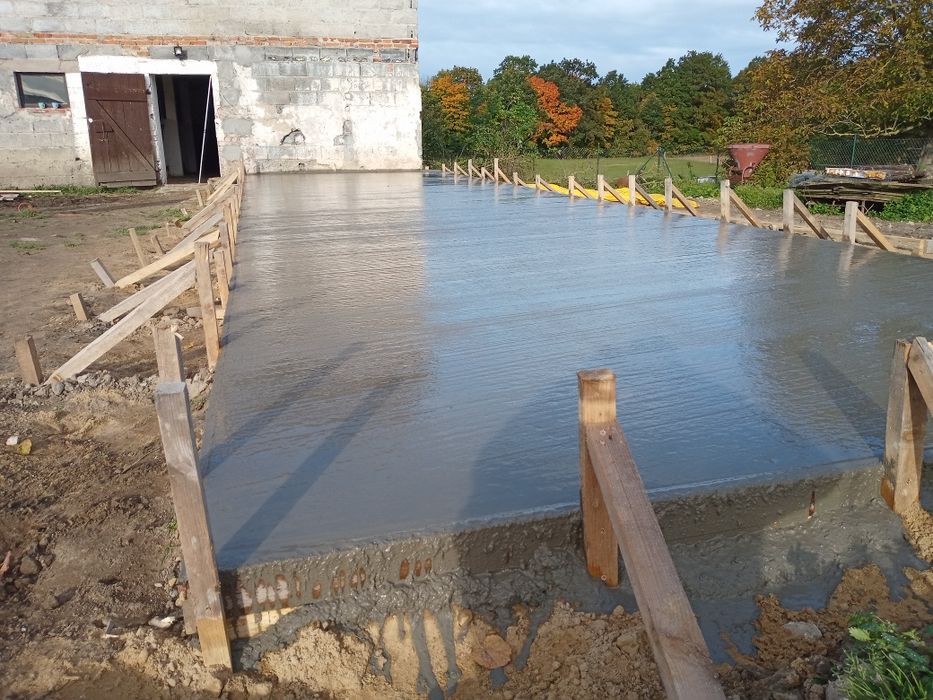 Płyty fundamentowe, ławy, konstrukcje drewniane