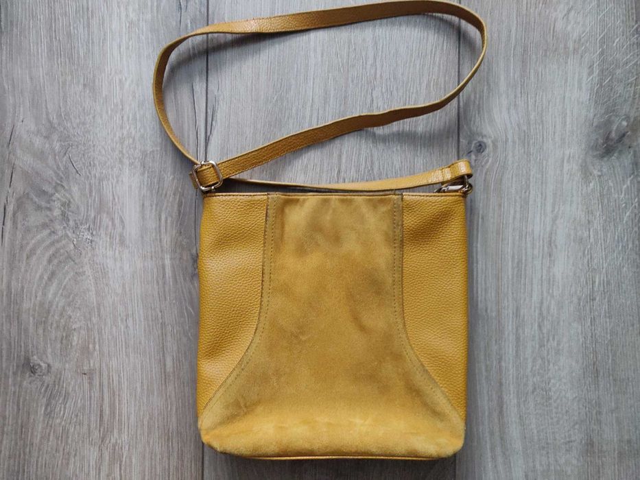 Кожаная сумка с вставками замши горчичного цвета 30х28х9 см.