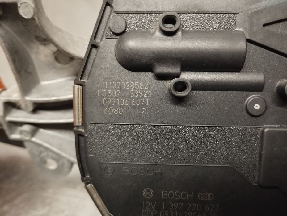 Motor Limpa Vidros Frente 3397020986 139722623 13262434 - OPEL ASTRA J