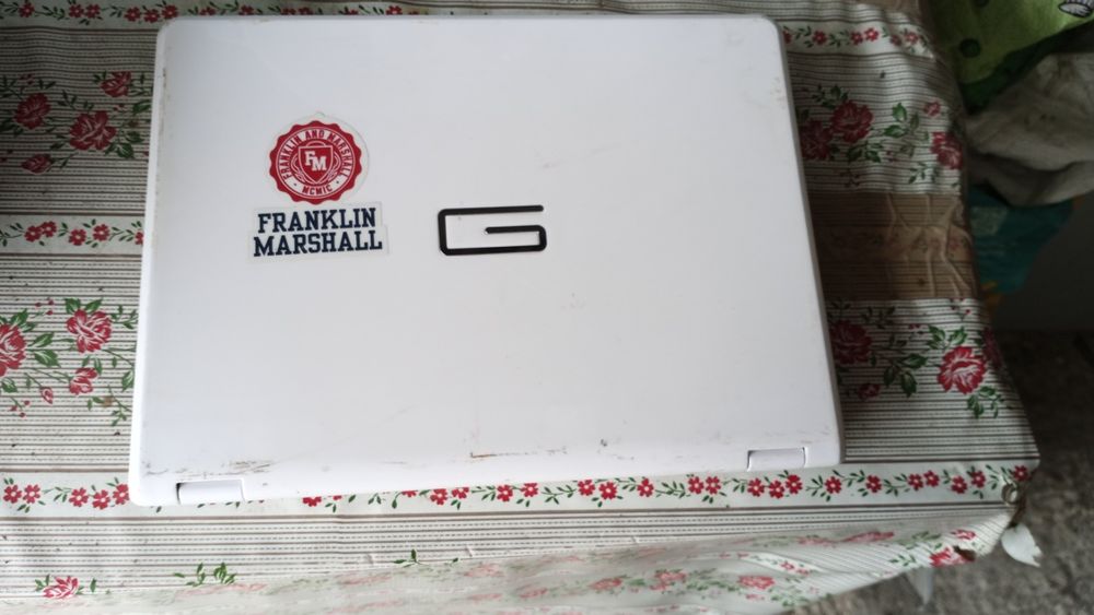 Mini computador gelum avariado64750782228482122