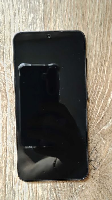 Samsung S23 8/256GB zadbany
