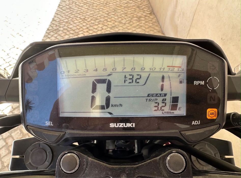 Suzuki  GSX-S125