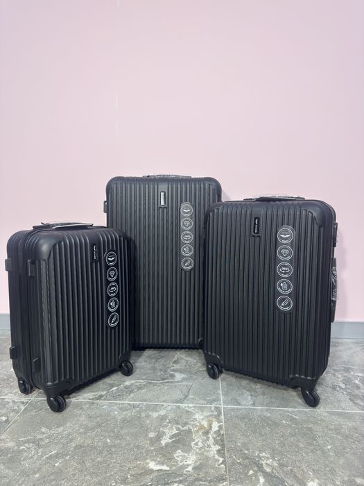 ПОЛЬСЬКА валіза WINGS ABS, валіза на 4 колесах , чемодан на колесах