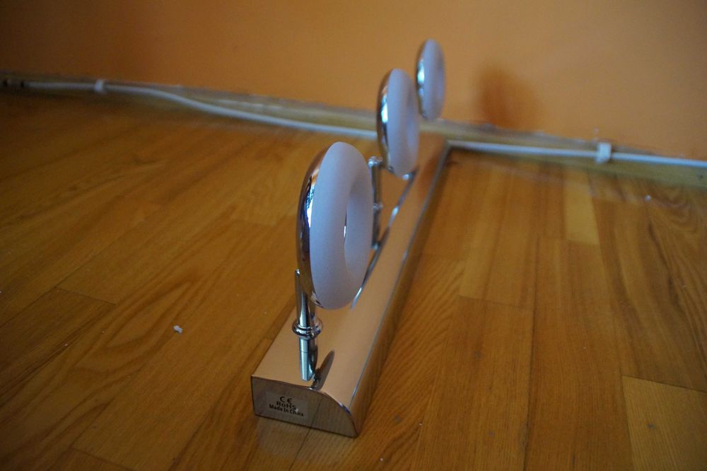 Kinkiet łazienkowy nad lustro, lampa ścienna - owalne