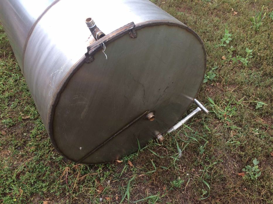 Бак с змеевиком из нержавейки трубы расширительный бак.