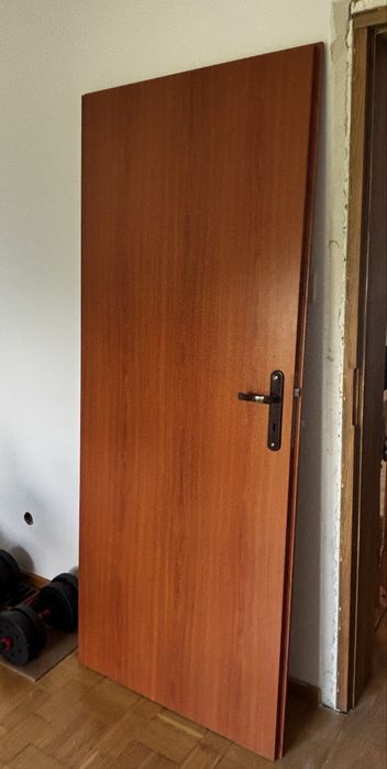 Drzwi wewnętrzne 80 × 200 cm – 6 szt. | 3 prawe + 3 lewe