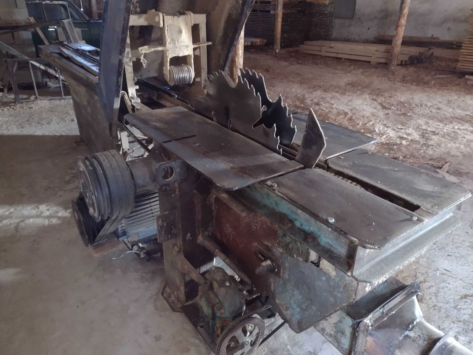 Брусуючий станок діаметр деревини до 25 см