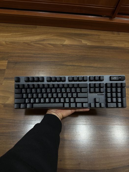 Клавіатура Asus Rog Strix Scope II