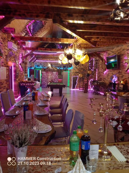 Pracownikom firmom  Duza sala