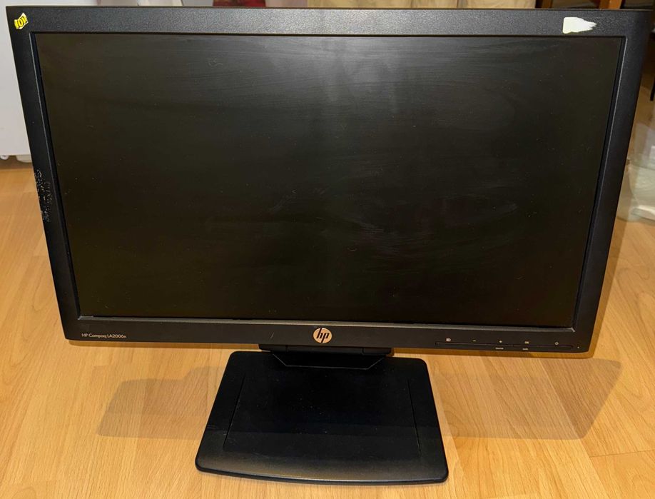 Monitor HP LA2006x LCD LED  (20" 1600x900)