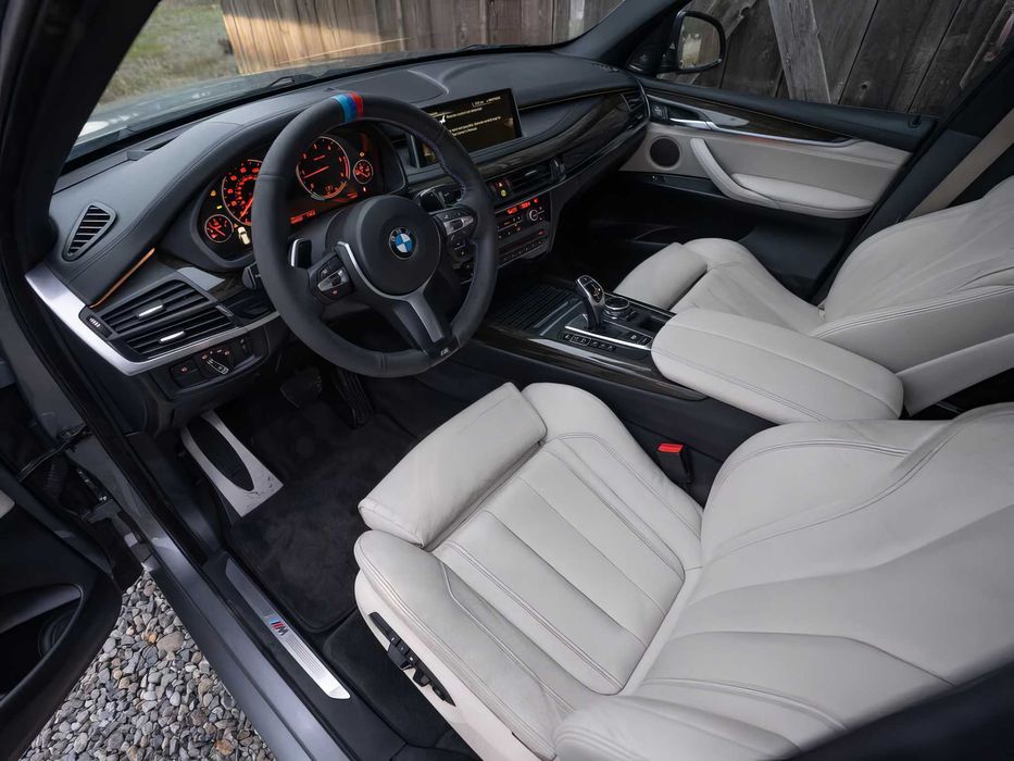 BMW X5 xDrive35d      2014