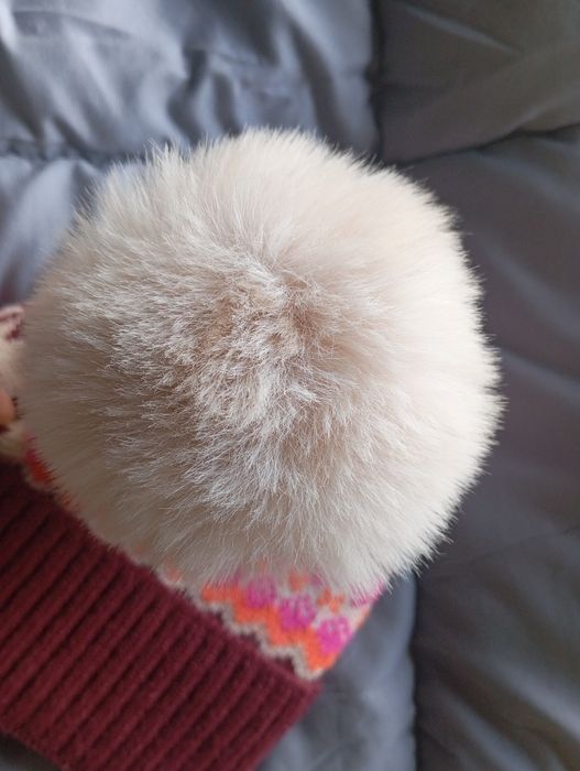 Tiffosi O novo gorro de lã tricotado para meninas.