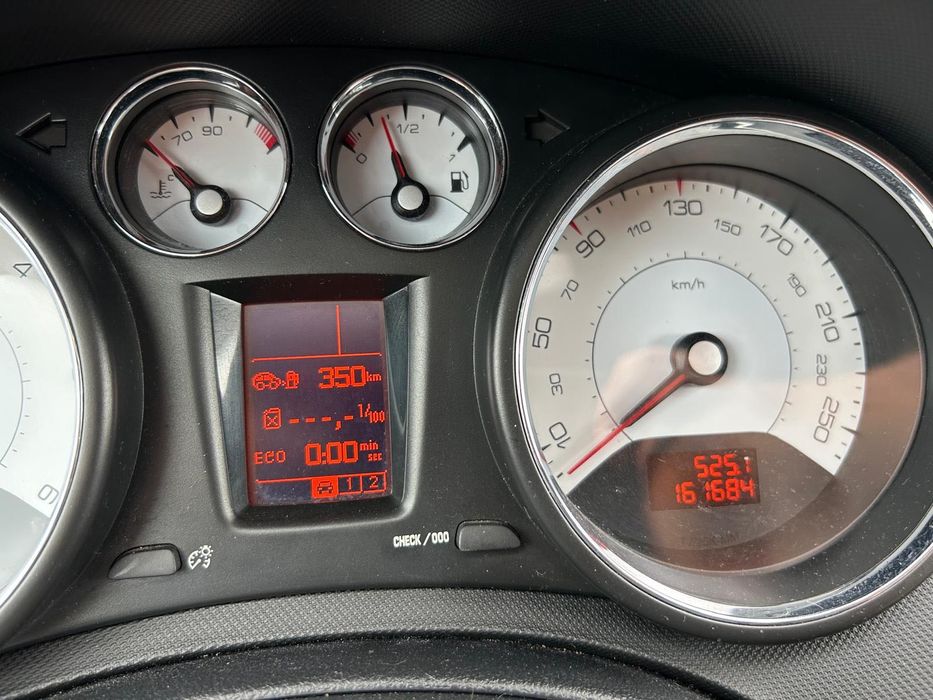 Peugeot 308 SW 1.6 HDi (112cv) 2011 | Nacional | 174000 km