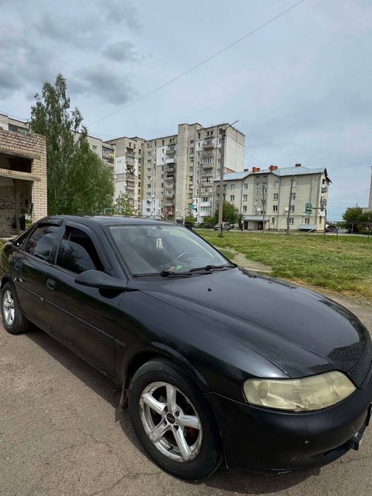 Продам машину Opel Vectra -B