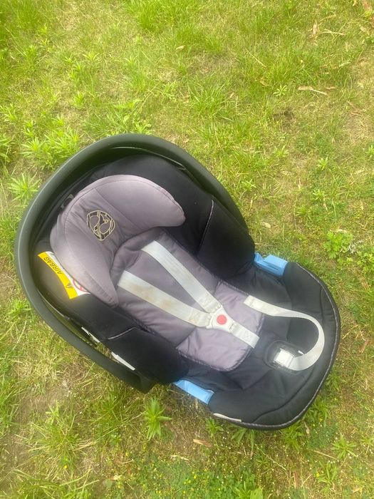 Дитяче автокрісло cybex aton