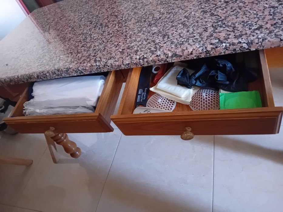 Vendo mesa de cozinha