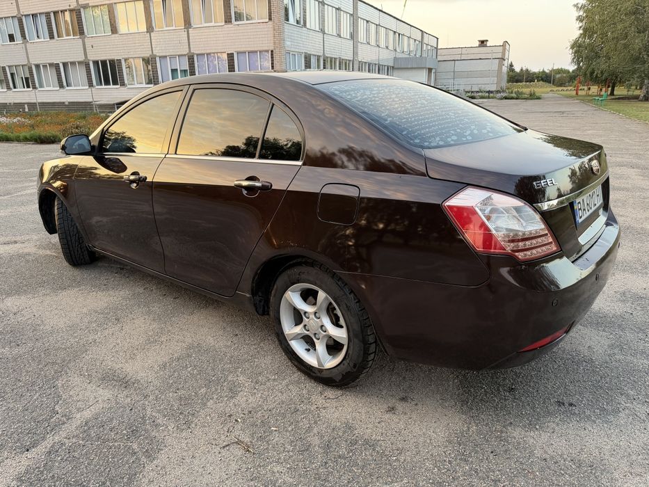 Продам Geely Emgrand 2012г.