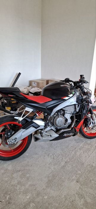 Aprilia Tuono 660  2021 року