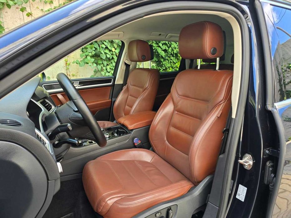 Продам  Volkswagen Touareg 2016. Можна в розстрочку, під викуп.