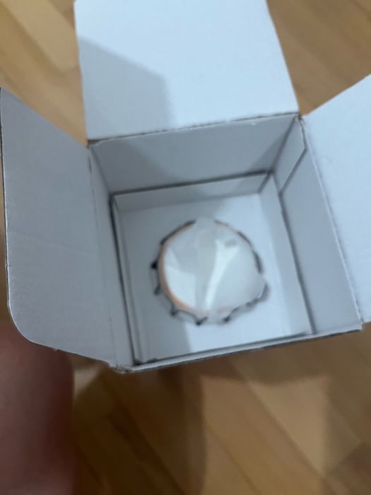 Garrafa termo que aquece agua