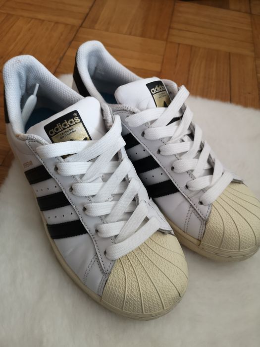 Adidas superstar
