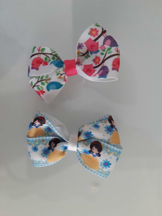 2 ganchos lacinhos para menina