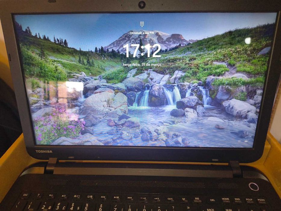 Toshiba Satellite C50D-B | Excelente estado | Ler descrição (Lento)