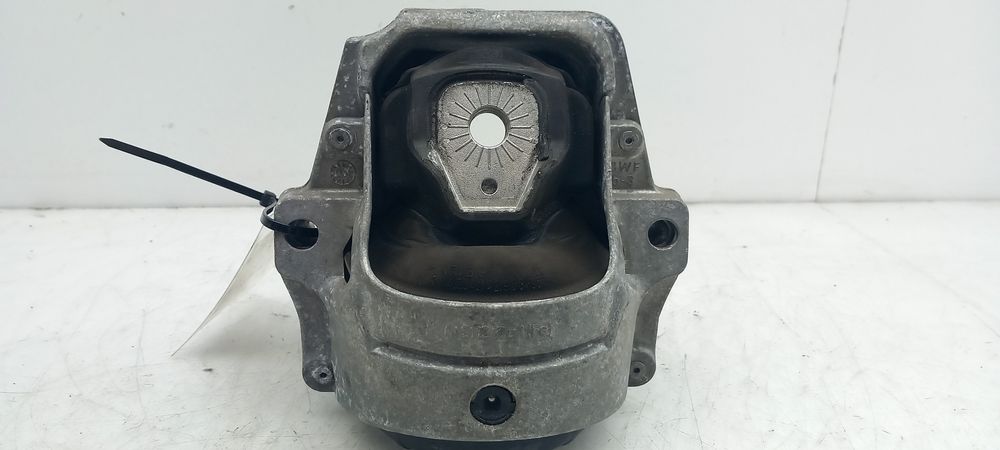 Apoio do motor AUDI A4 (8K2, B8)