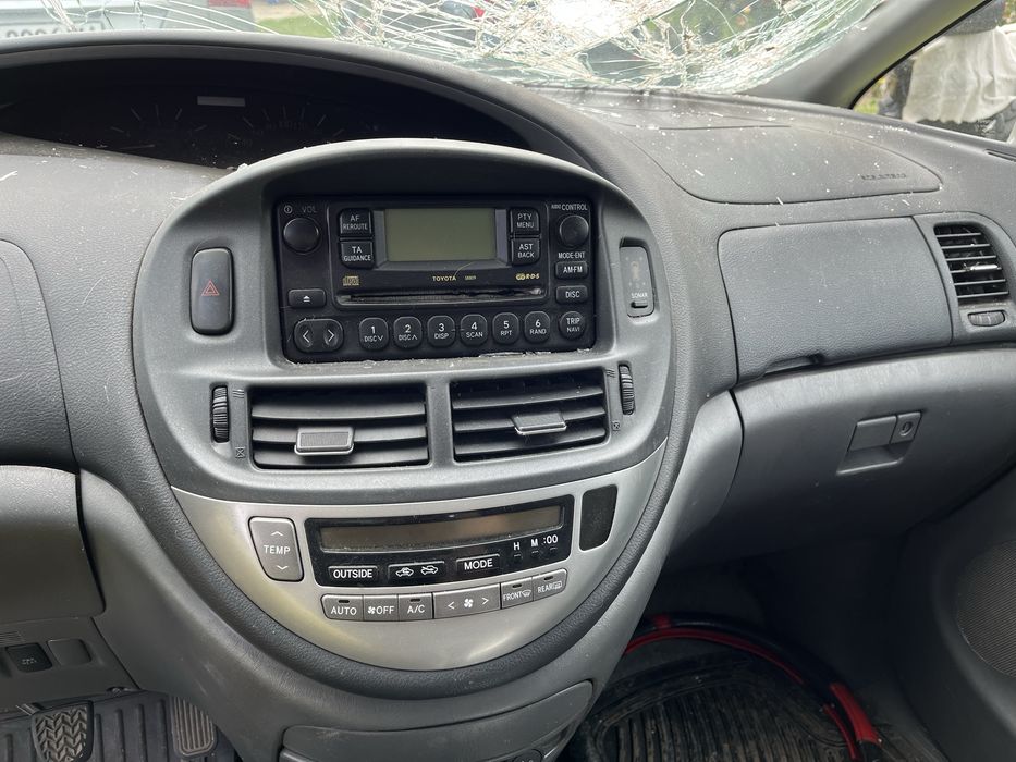 Тойота Превія toyota previa