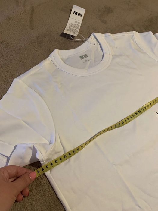 Футболка Uniqlo базова жіноча оригінал