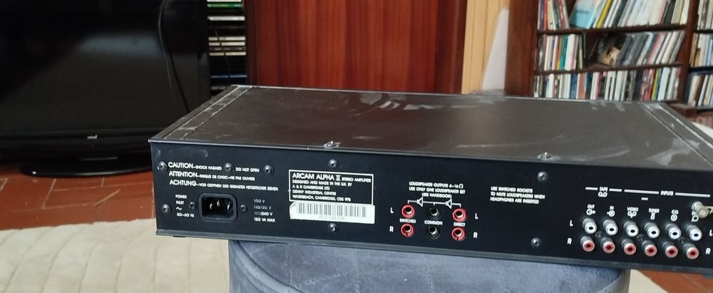 Amplificador integrado Arcam Alpha II