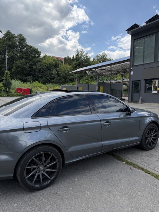 Audi A3 2015 premium quattro