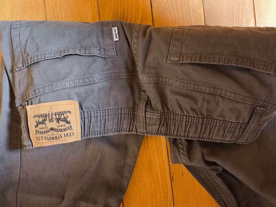 Штани Levis Jogger. Original