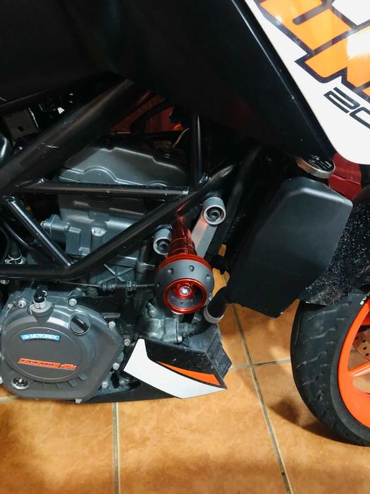 Cogumelos de proteção moto universal