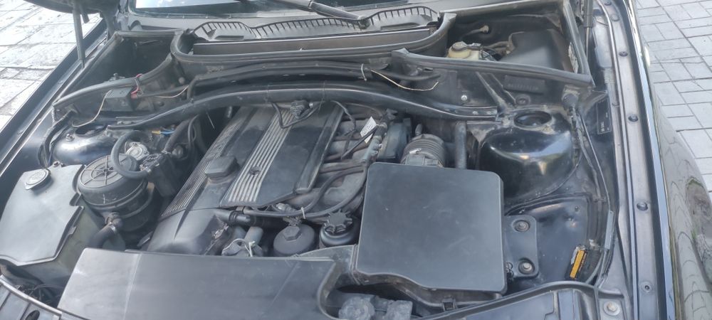 Продам BMW X3 E83.