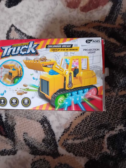 Трактор музичний диско