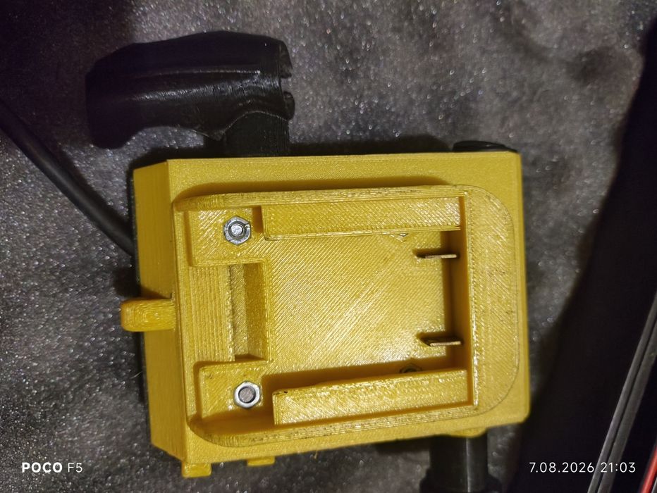Lutownica na baterie DeWalt 18v