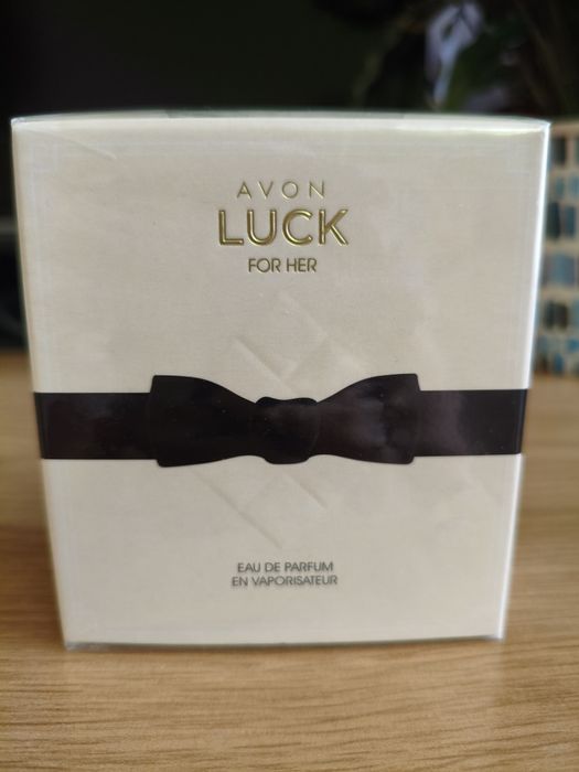 Woda perfumowana Avon Luck dla Niej. Dostawa Gratis.