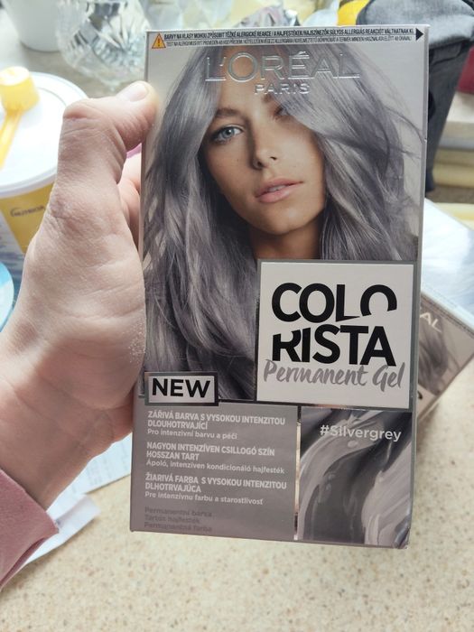 Farba do włosów  L'Oreal 2 sztuki